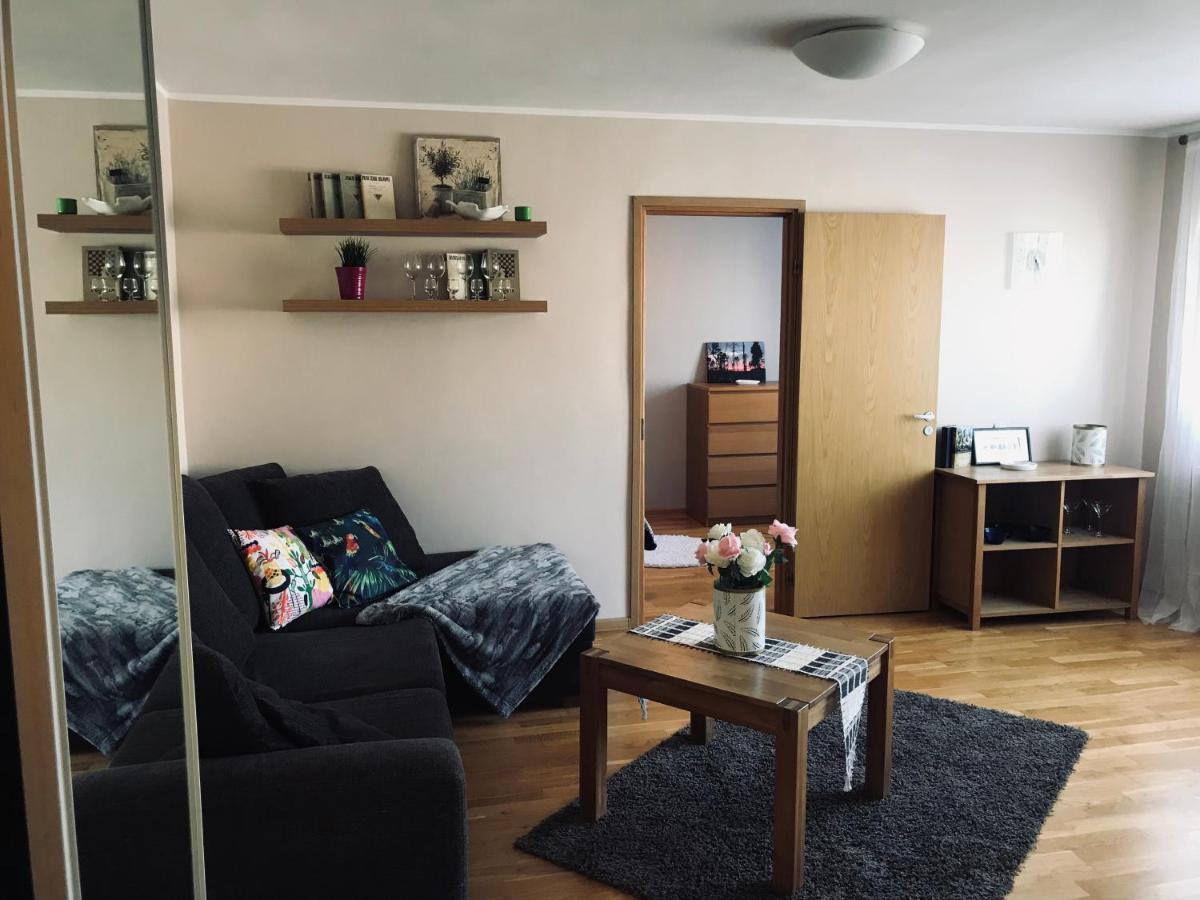Cozy Central Apartment Таллин Экстерьер фото